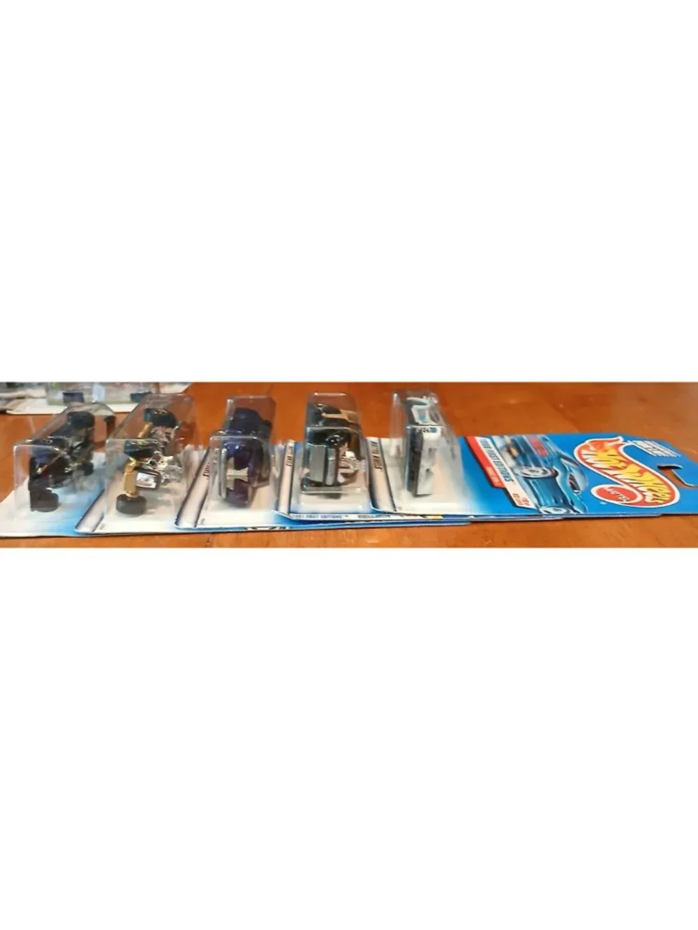Hot Wheels nostalgic dive