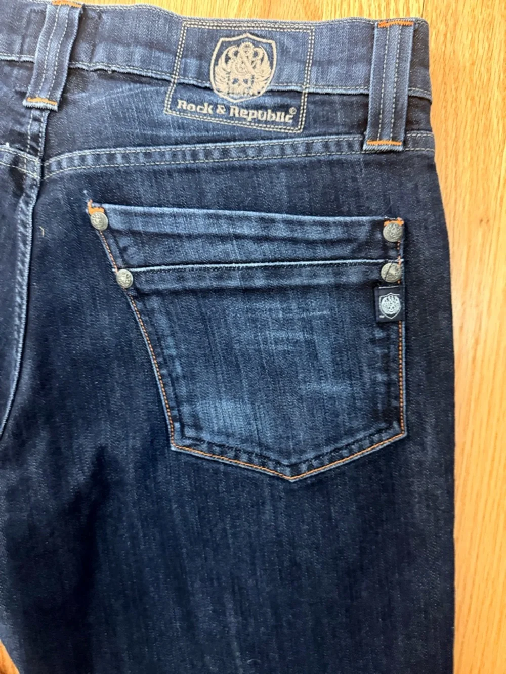 Rock & Republic clean cut