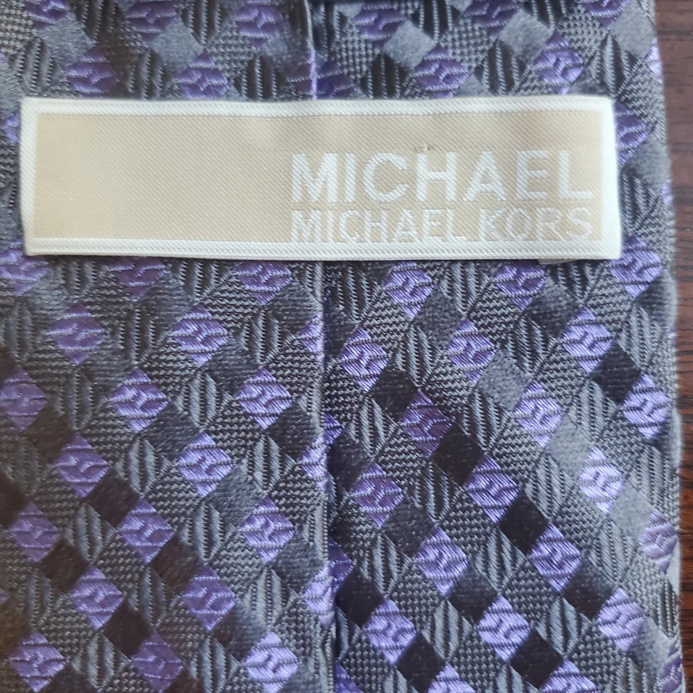 Michael Kors stylish silk