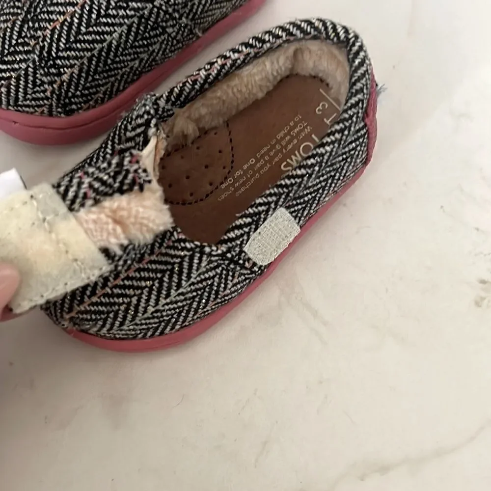 Toms pre owned