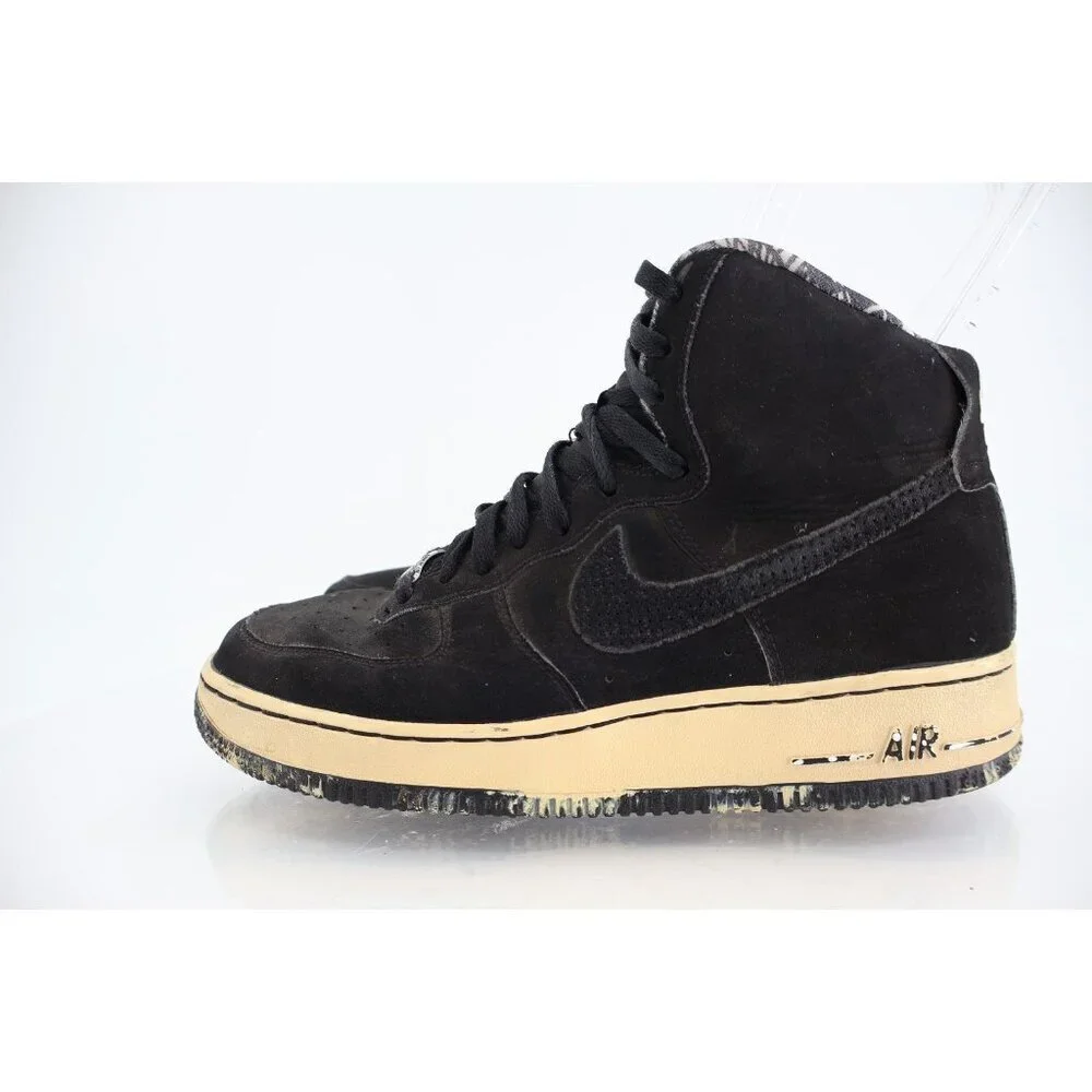 Nike business no day