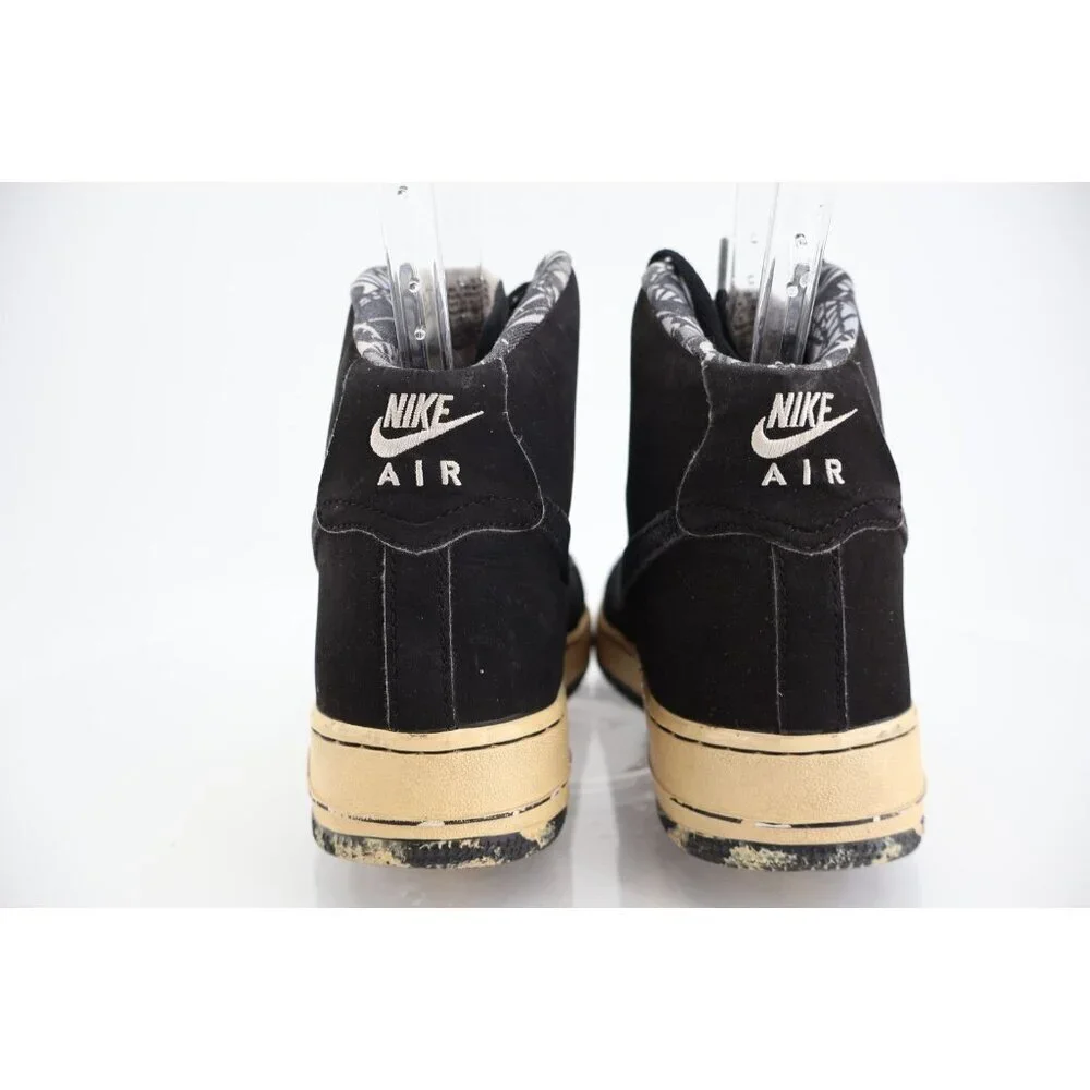 Nike rips size free