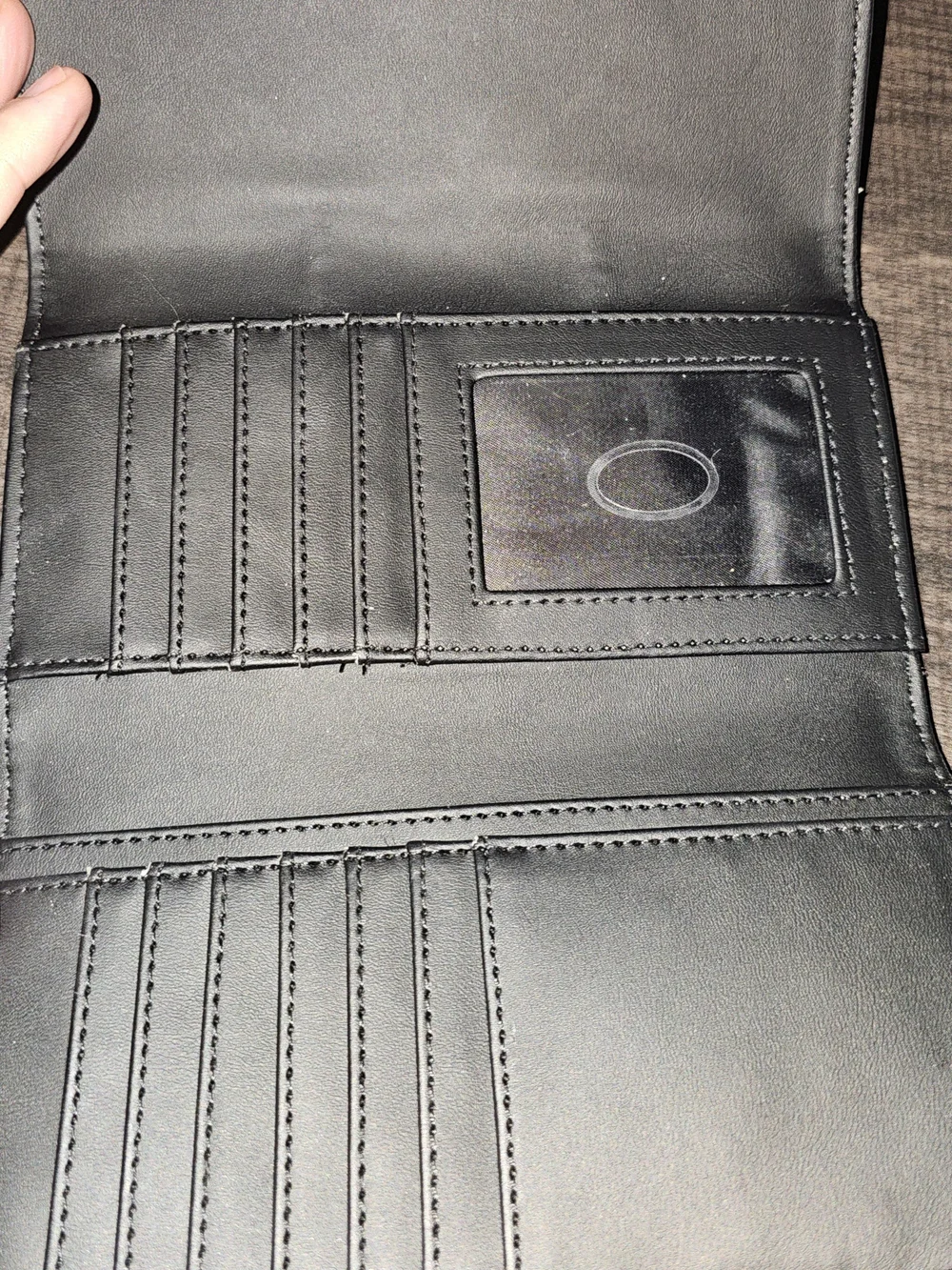 Guess black chic