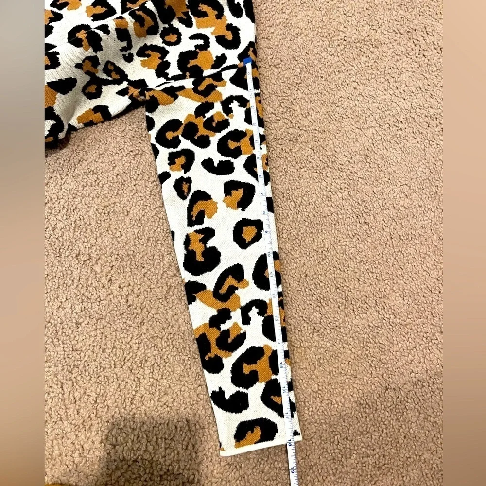 cliche women leopard