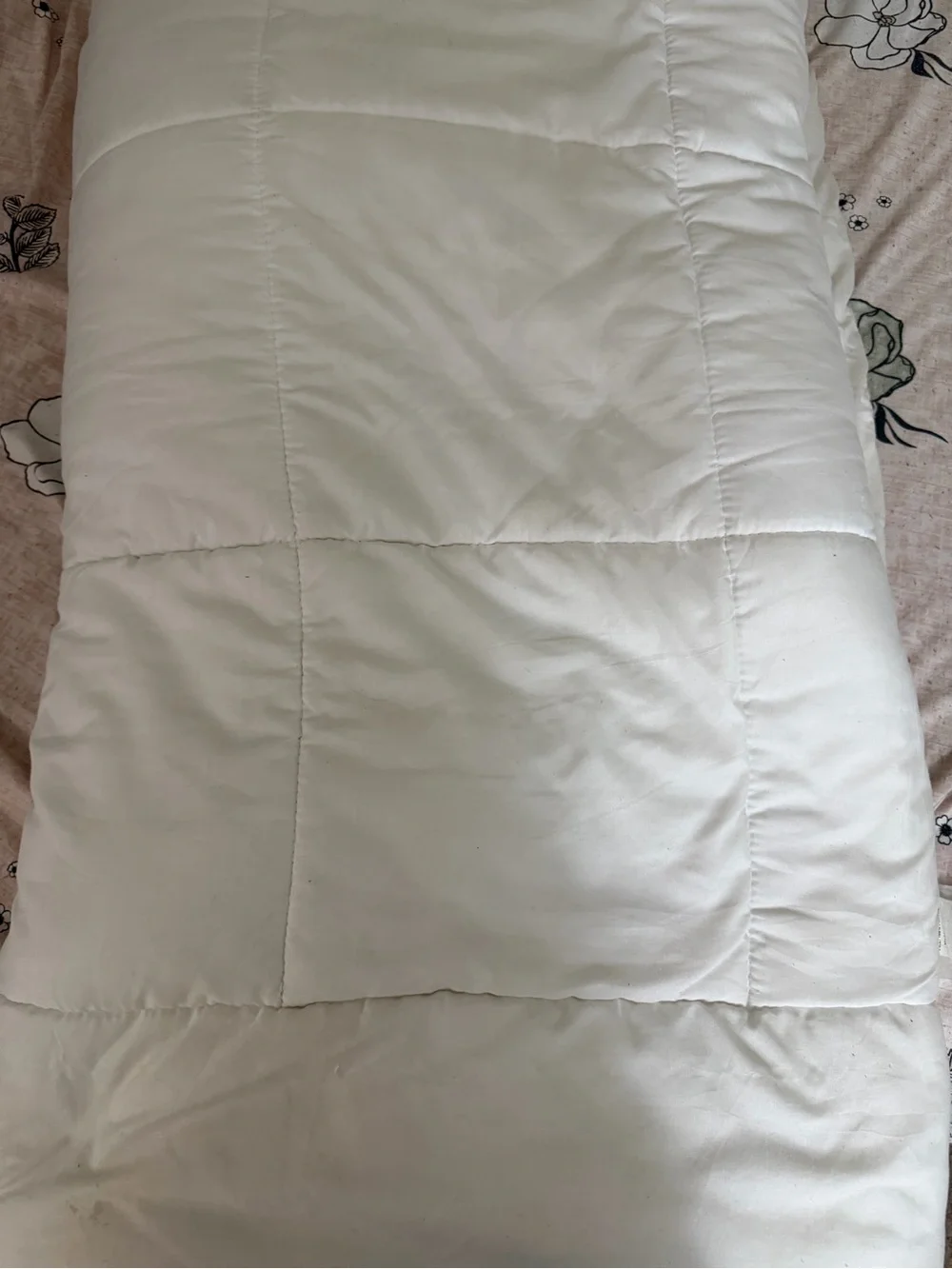 White Quilted Home Bedding Comforter - Lightweight All-Season