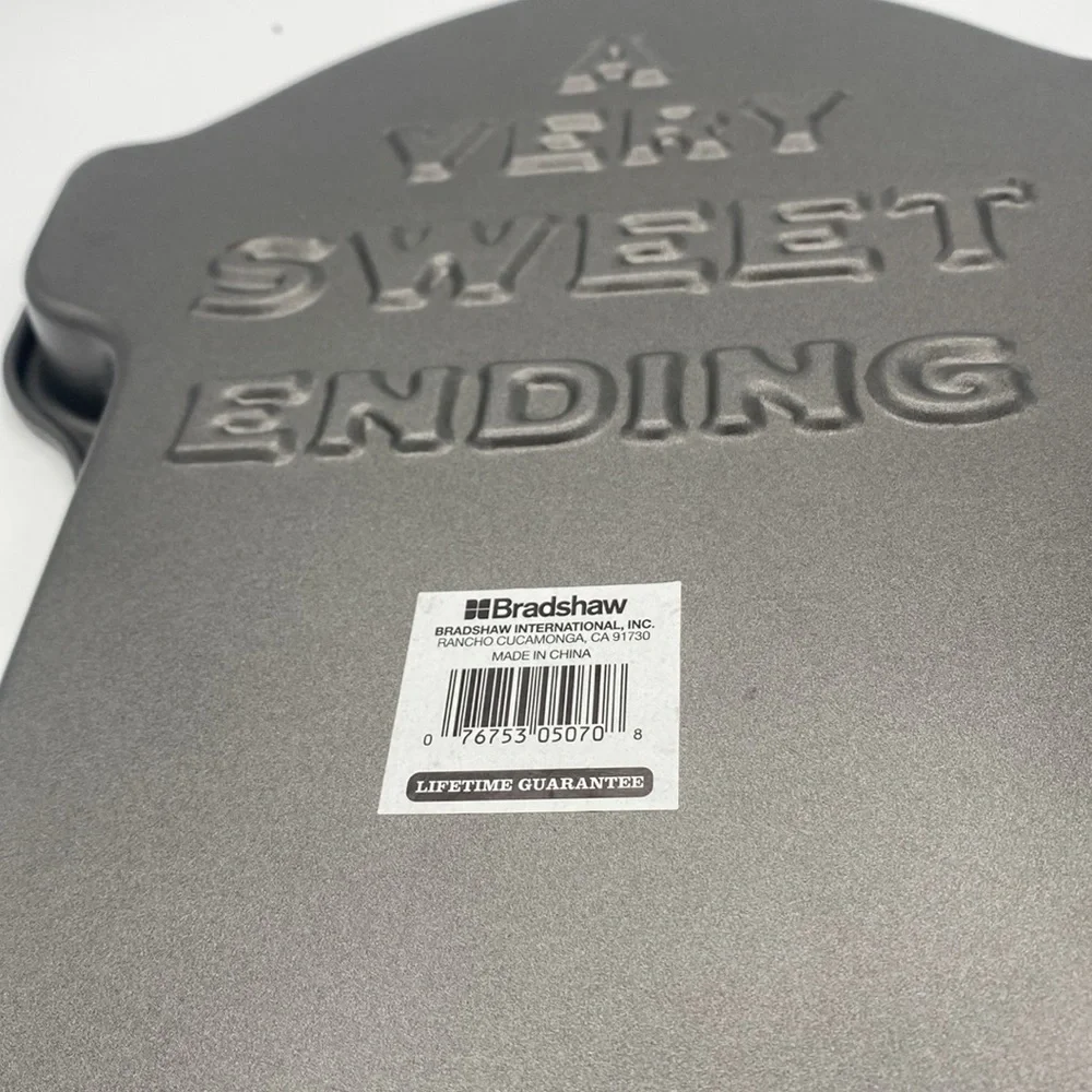 Bradshaw details themed pics
