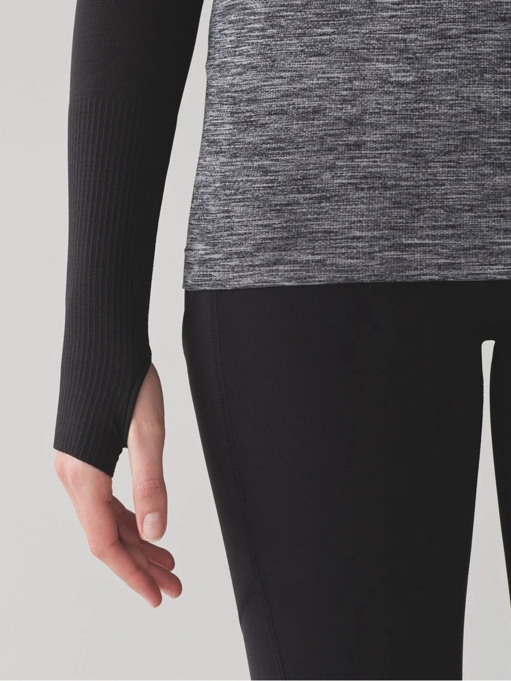 Lululemon /// Women’s Swiftly Tech Long Sleeve Crew - Size 10