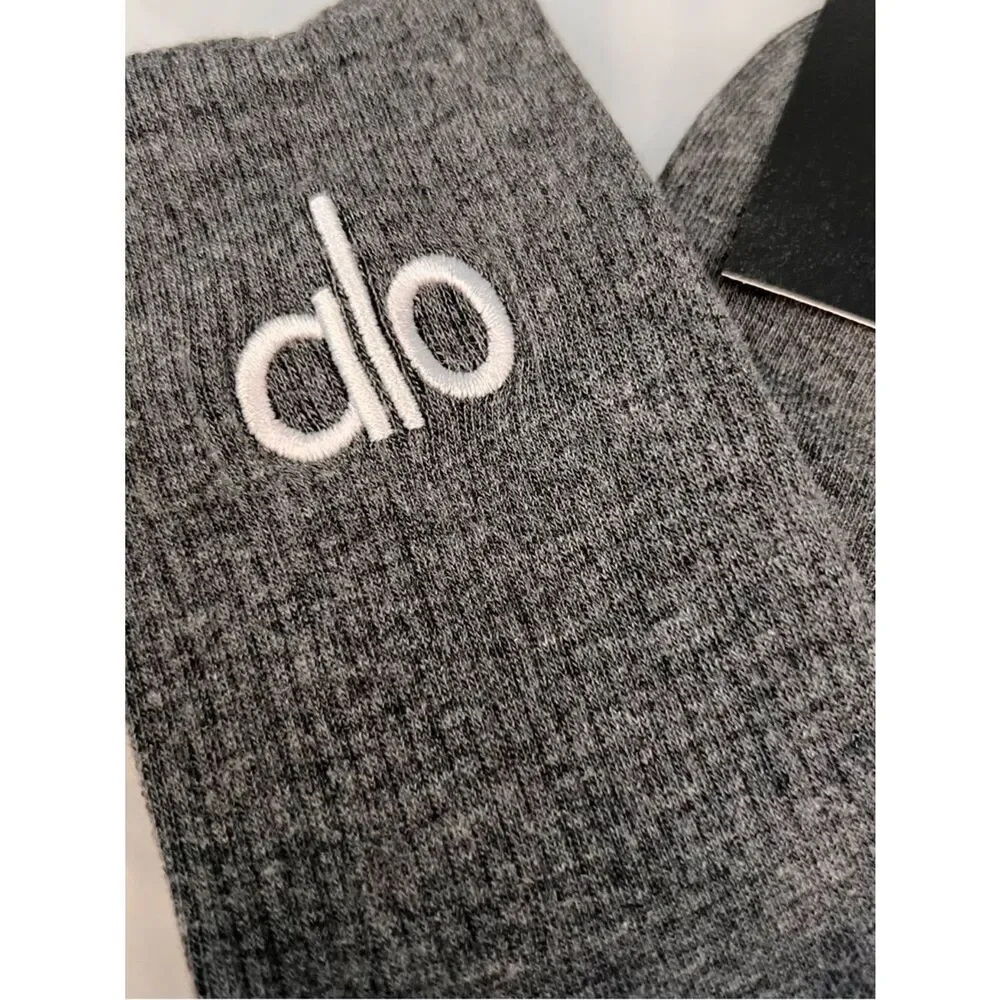 ALO Yoga ribbed crew