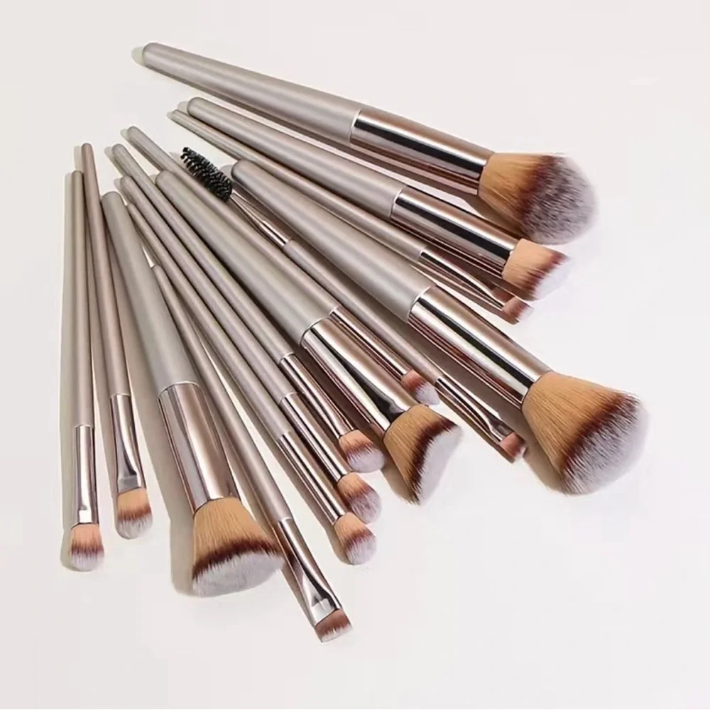 Makeup brush‎ set