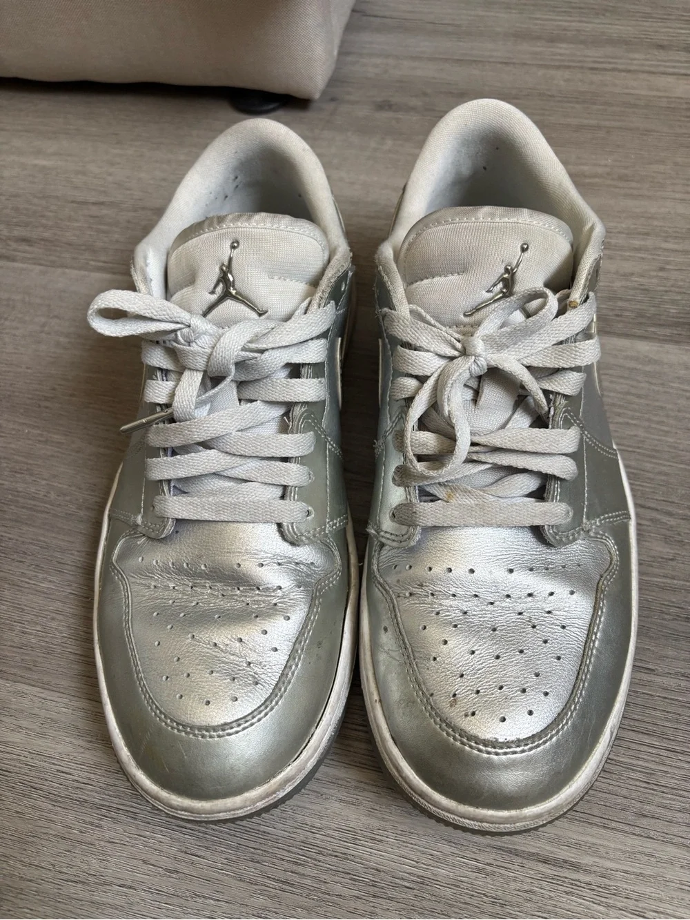 JORDAN GOLF Top Sneakers in Silver and White