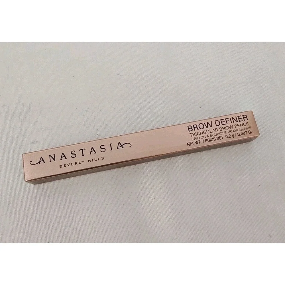 Anastasia Beverly Hills Brow Definer Triangle Tip  Precision Pencil Chocolate‎
