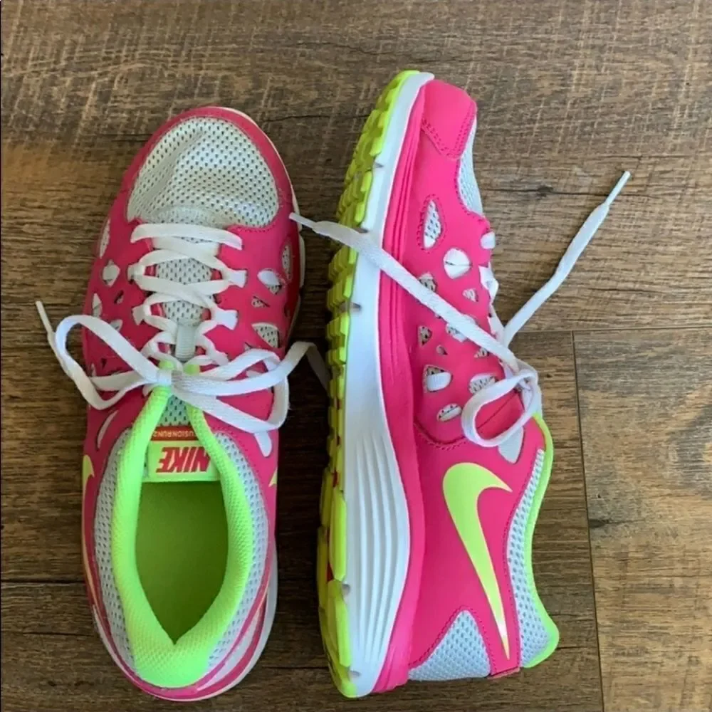 Nike Florescent tennis shoes