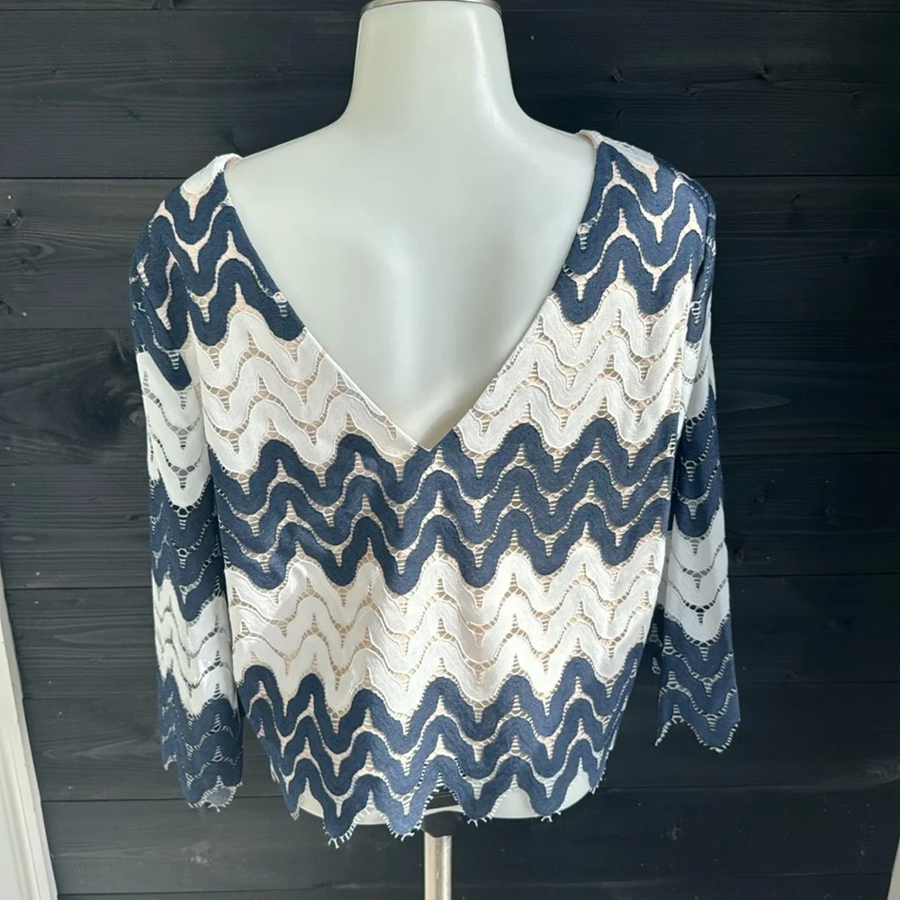 BCBGMaxAzria small top