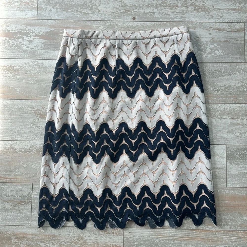 BCBGMaxAzria small top