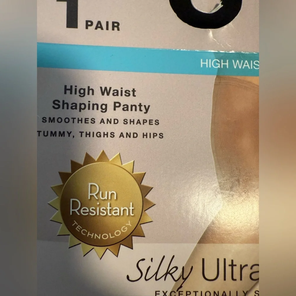 Hanes product pair