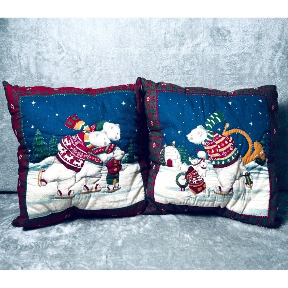 Polar Bear Christmas Vintage Throw Pillows Set of 2‎ Quilted Reversible 12x12