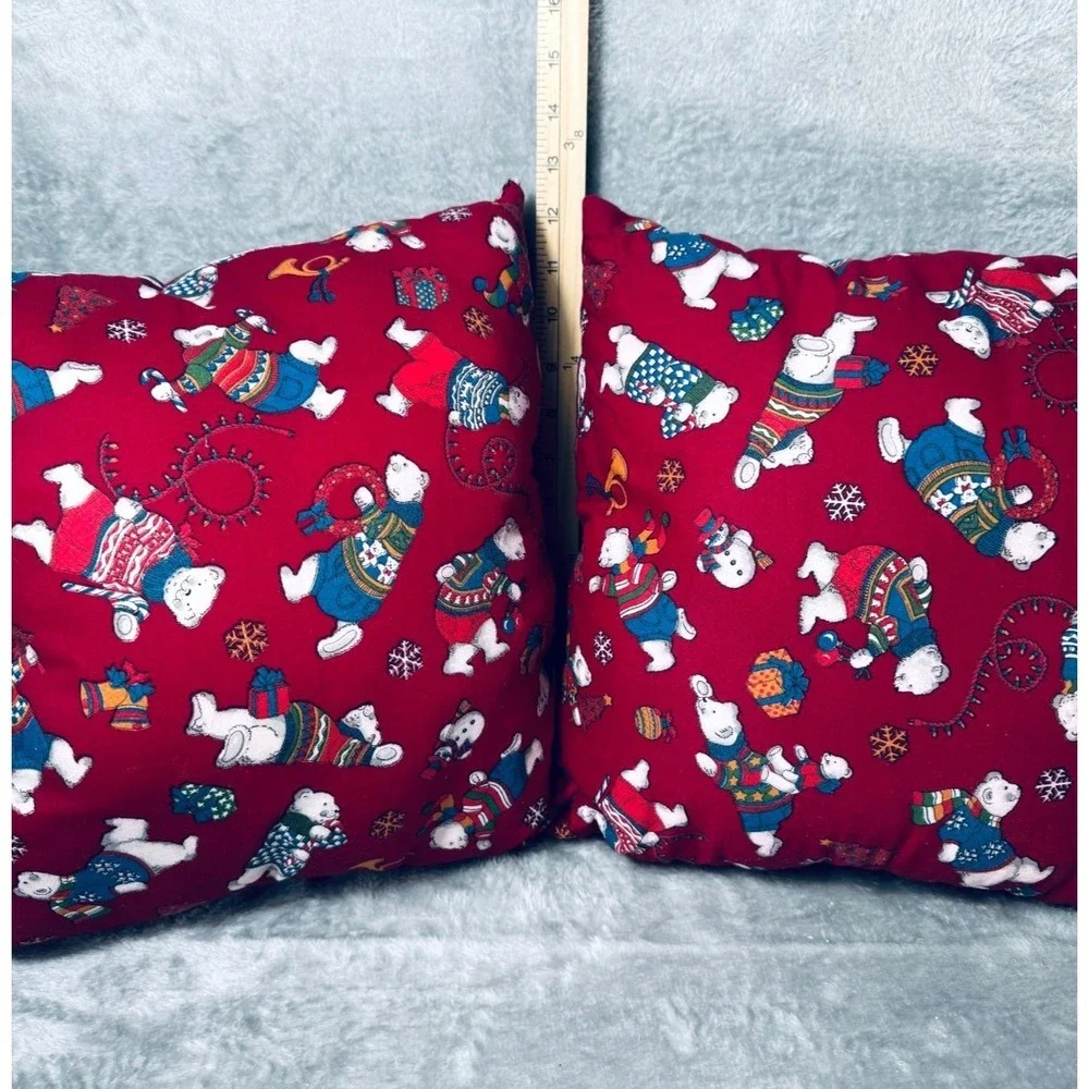 Polar Bear Christmas Vintage Throw Pillows Set of 2‎ Quilted Reversible 12x12