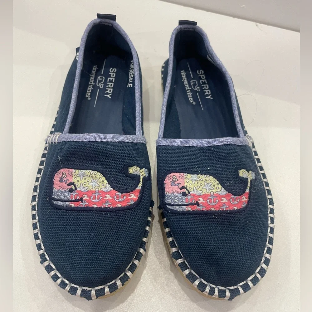 Vineyard Vines charming moccasins