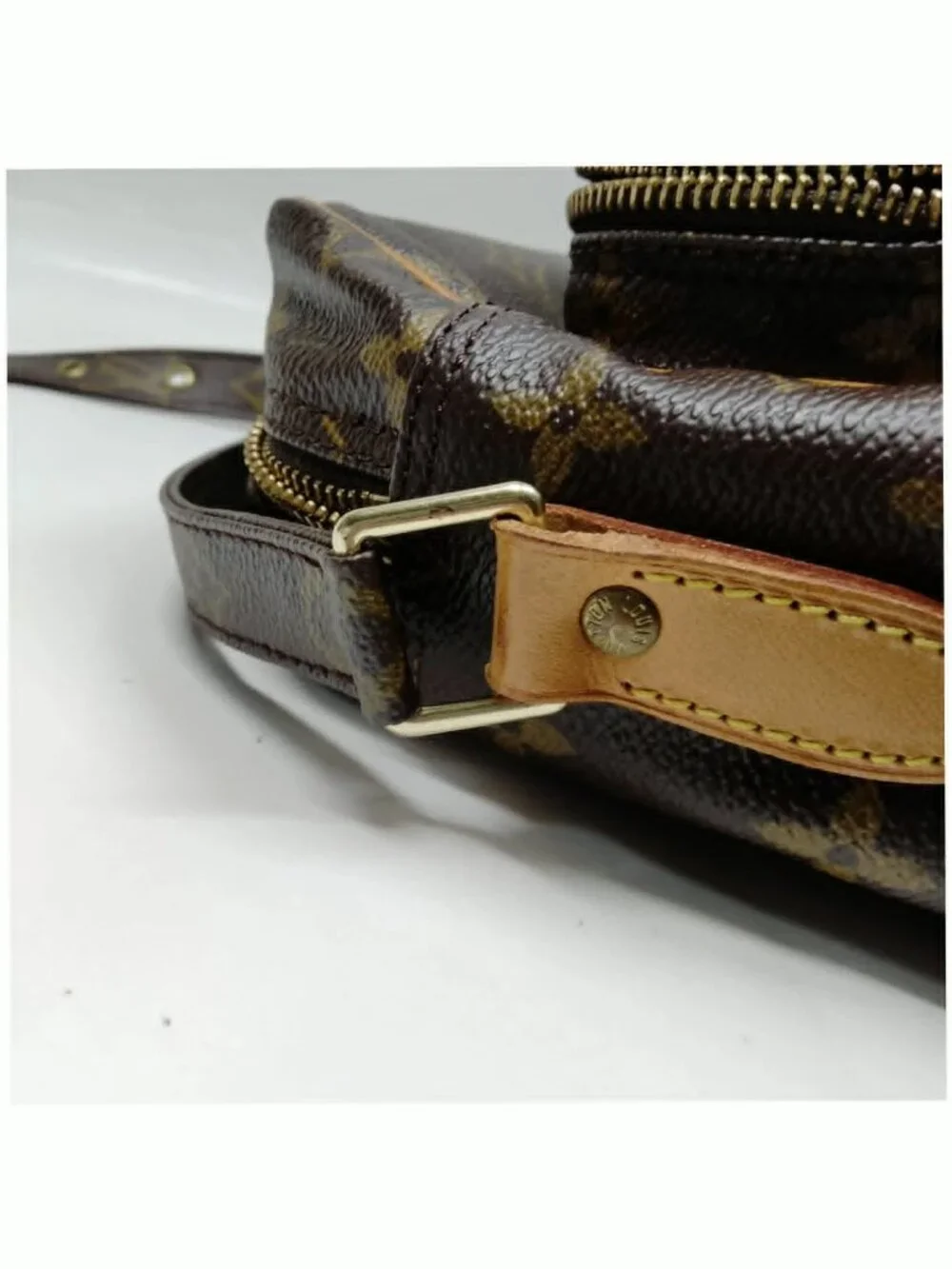 Authentic Louis Vuitton Nile Monogram Canvas Crossbody Shoulder Bag
