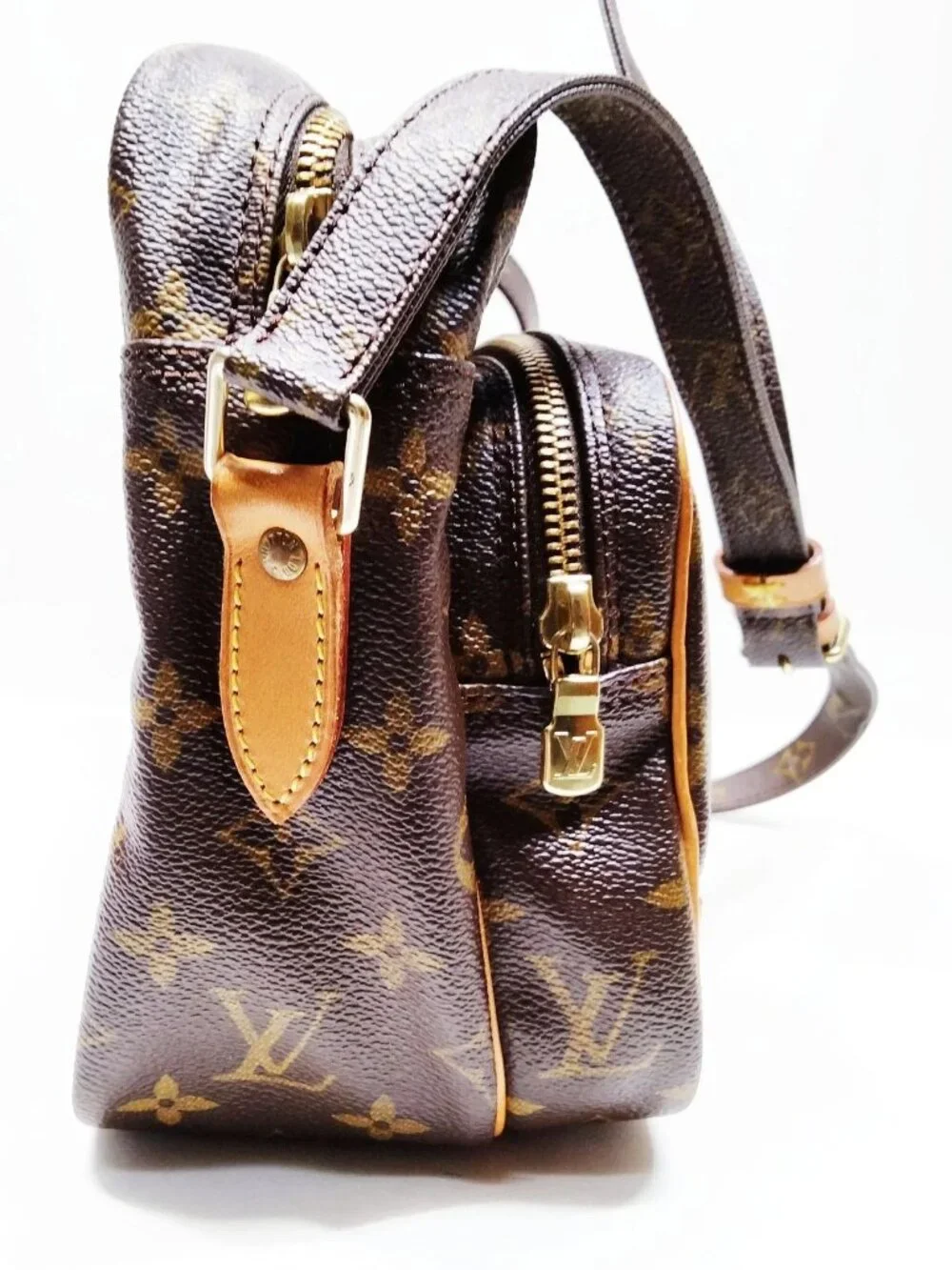 Authentic Louis Vuitton Nile Monogram Canvas Crossbody Shoulder Bag