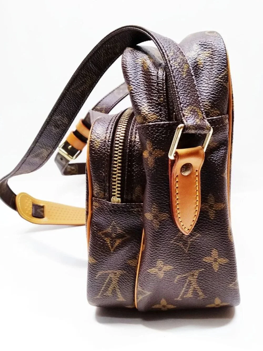 Authentic Louis Vuitton Nile Monogram Canvas Crossbody Shoulder Bag