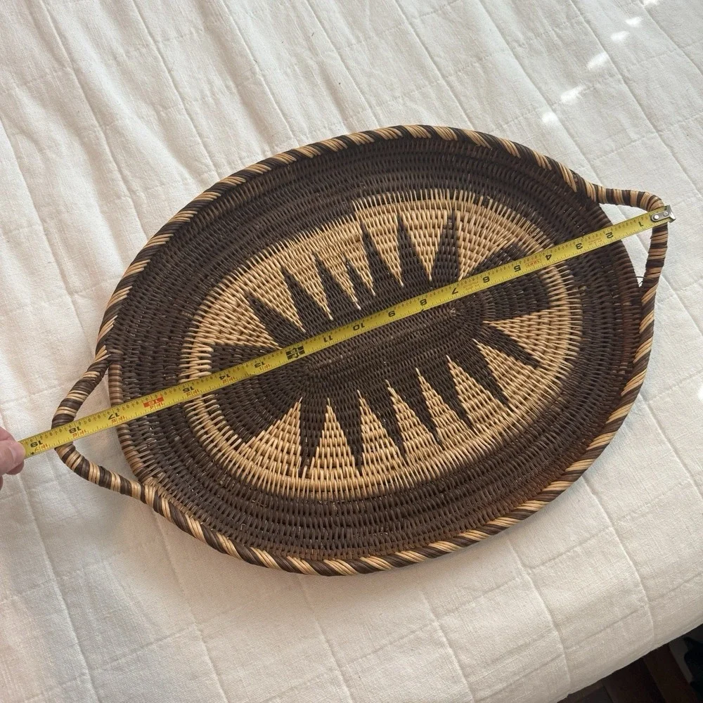 Hand Woven tray breaks