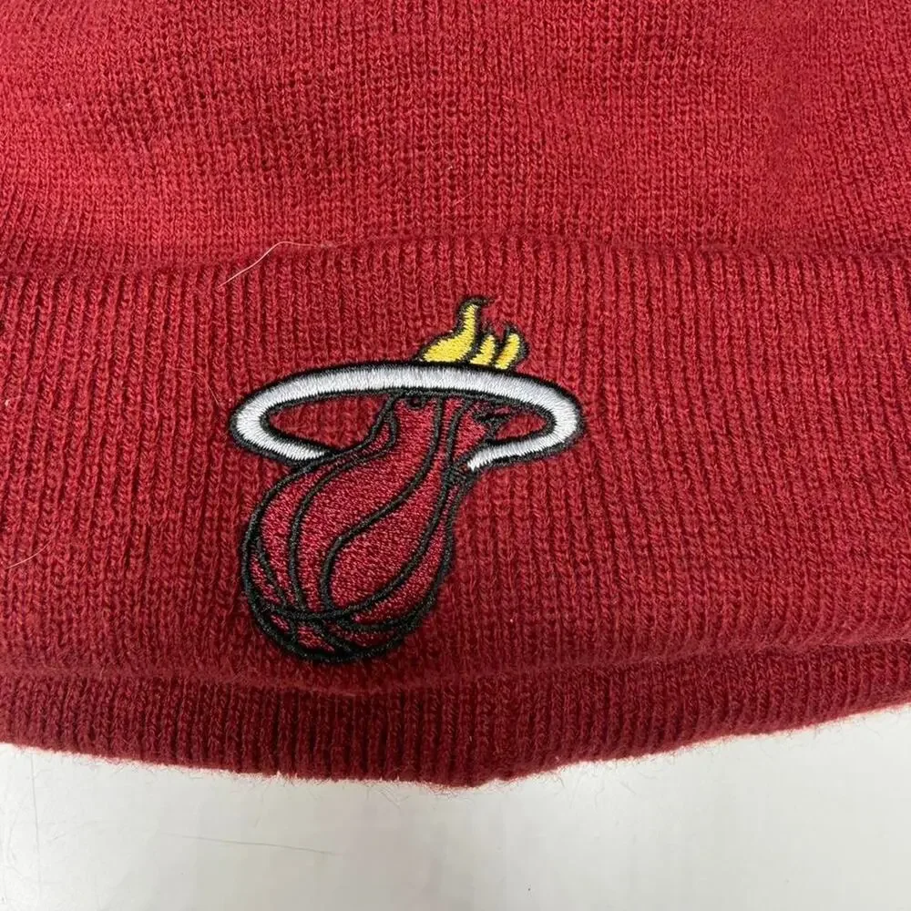 NBA Miami Heat Beanie Y2K Pom pom