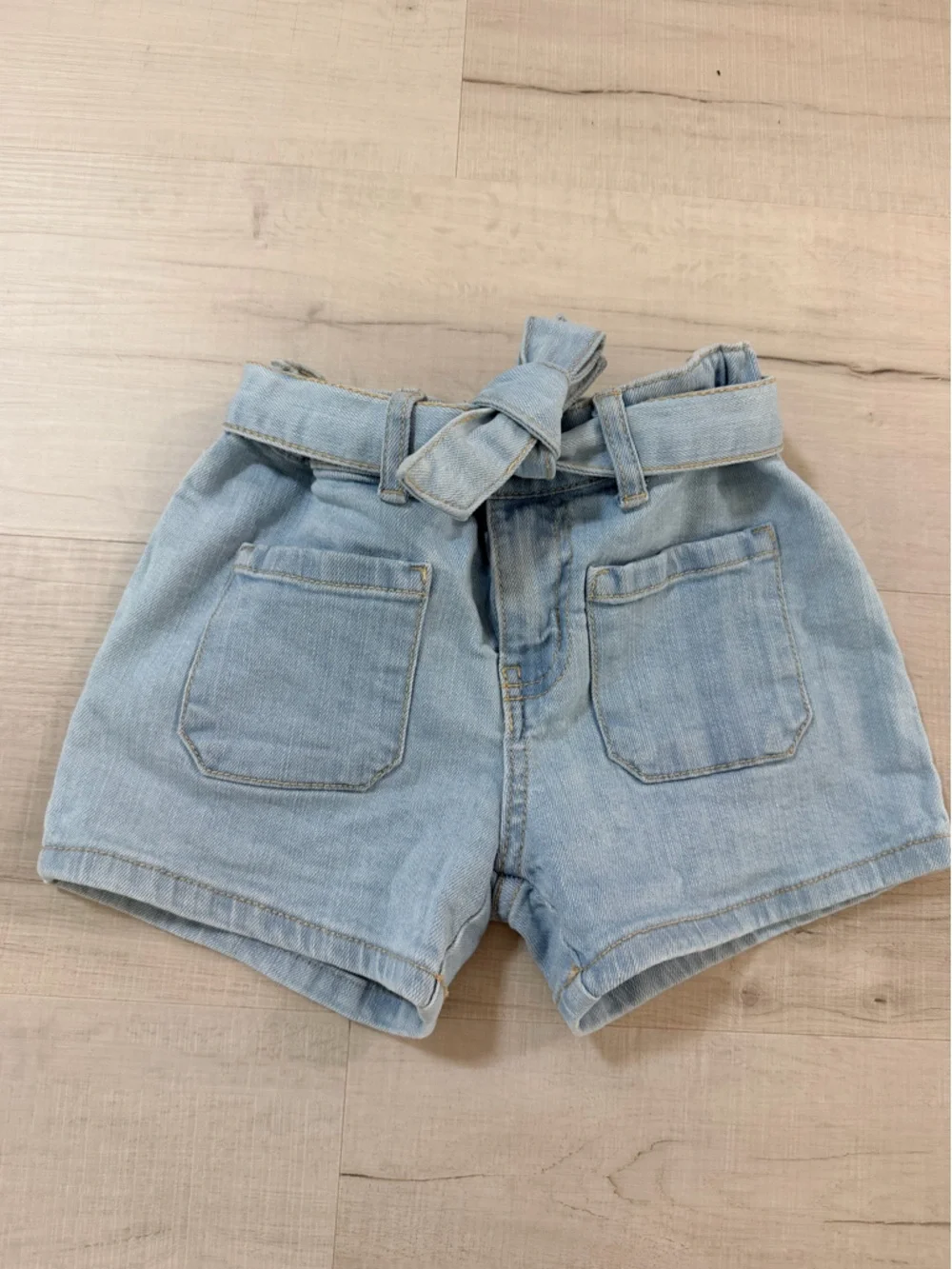 OshKosh‎ B'gosh Light Blue Denim Shorts with Waist Tie Size 6/6x