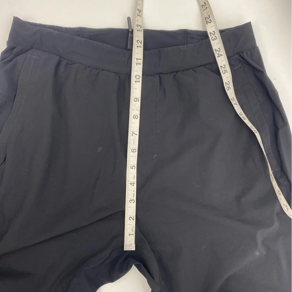 Lululemon Black Joggers size M