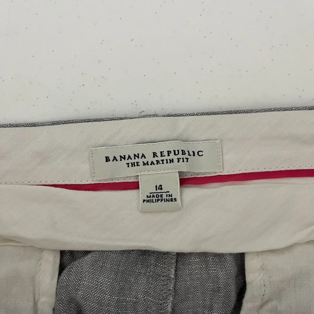 Banana Republic measurements width