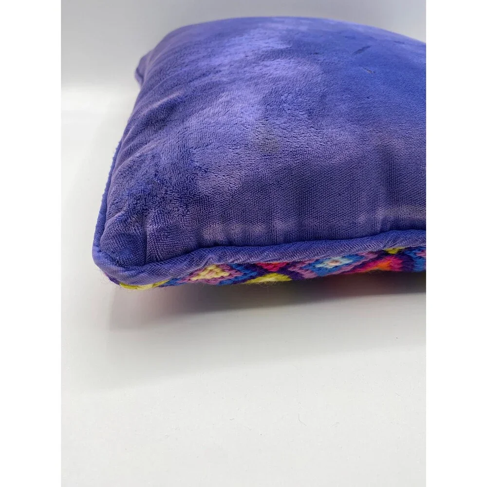 Bargello note pillow