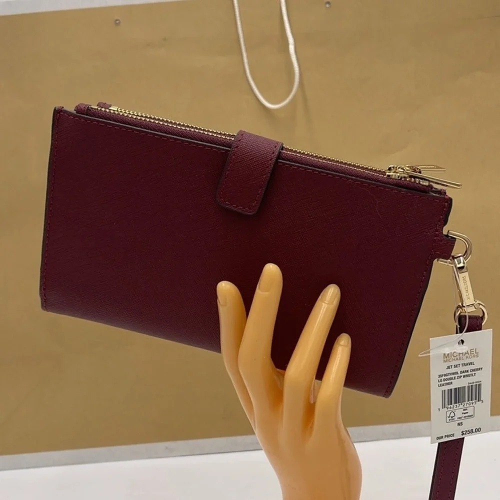 MICHAEL KORS LG DOUBLE ZIP WRISTLET MERLOT DARK CHERRY MULBERRY PHONE HOLDER NWT