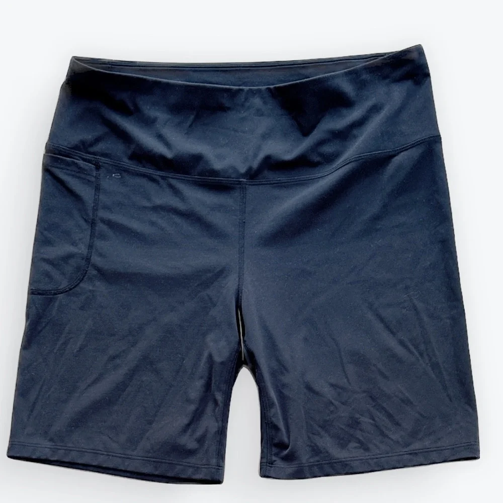 Under Armour fitted black
