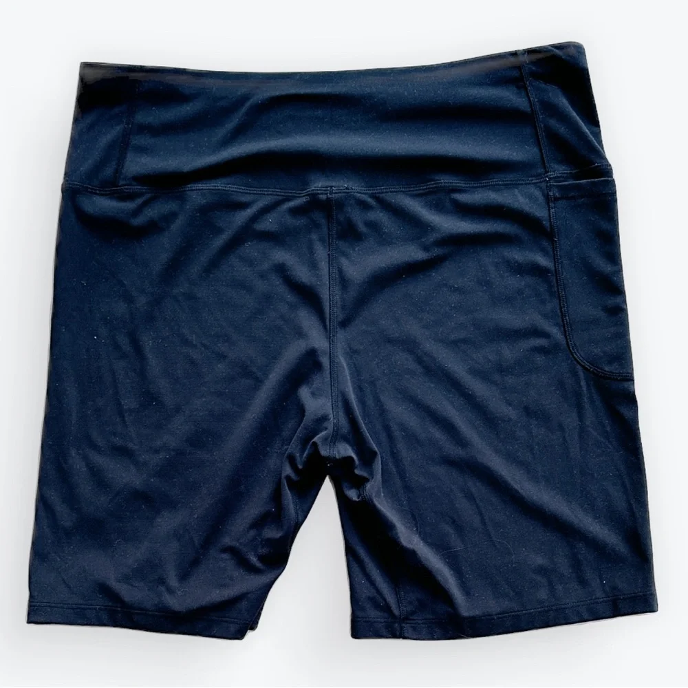 Under Armour fitted black