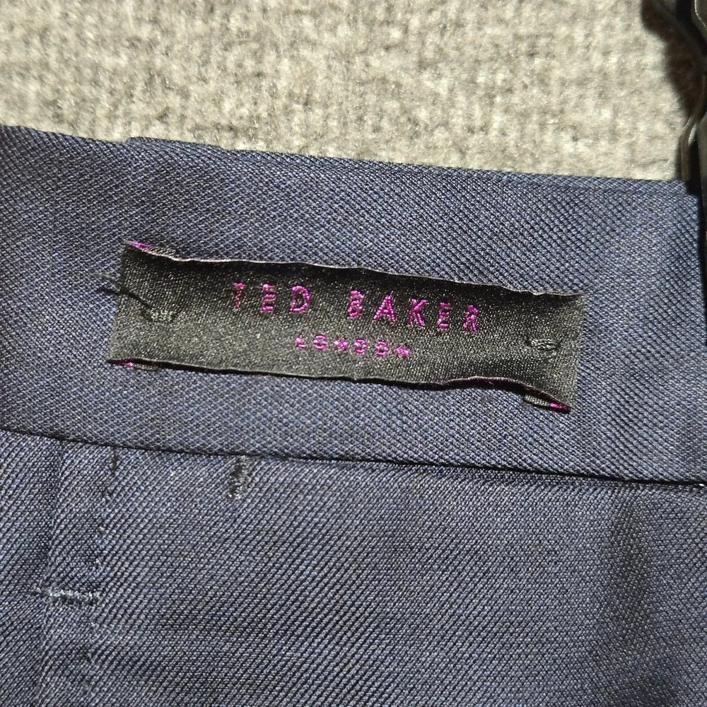 Ted Baker London waist 34
