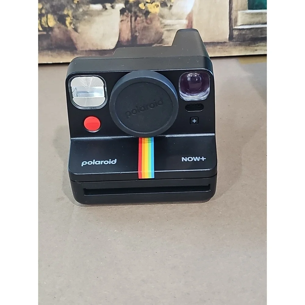 Polaroid now+ black