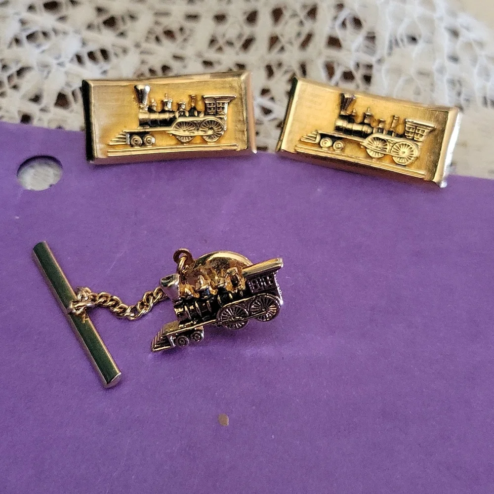 Vintage Train Locomotive Tie Tack and Cuff Links
