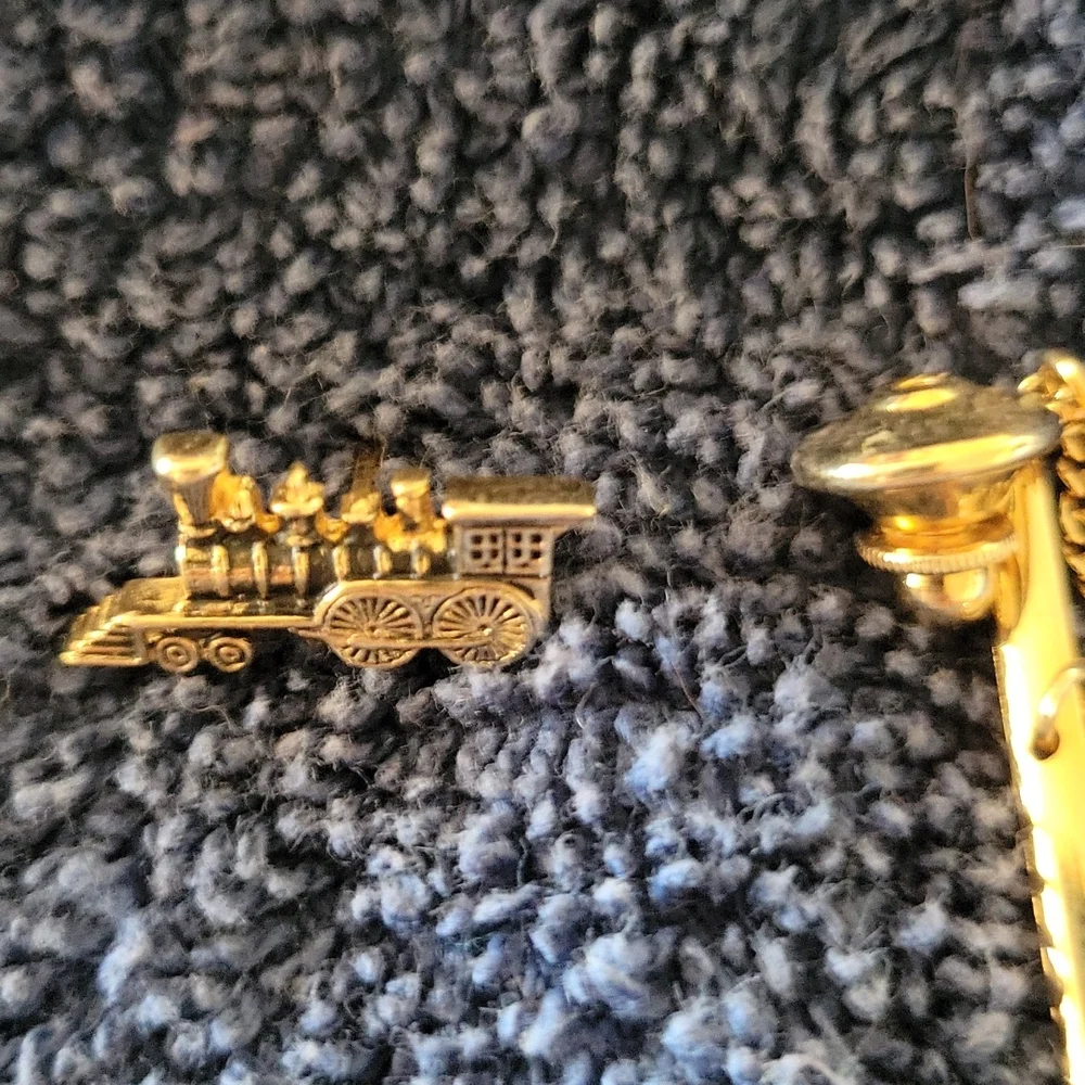 Vintage Train Locomotive Tie Tack and Cuff Links