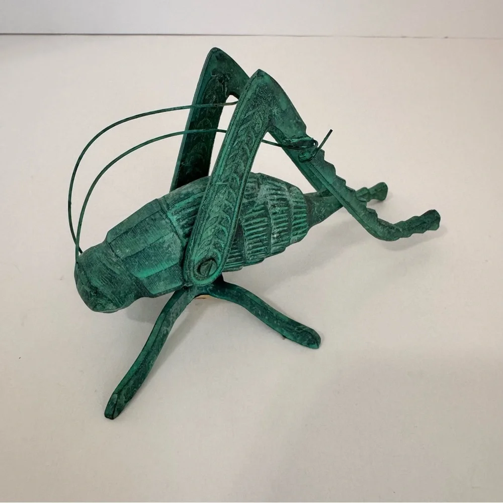 Vintage GATCO Solid Brass Grasshopper Cricket Paperweight Figurine India