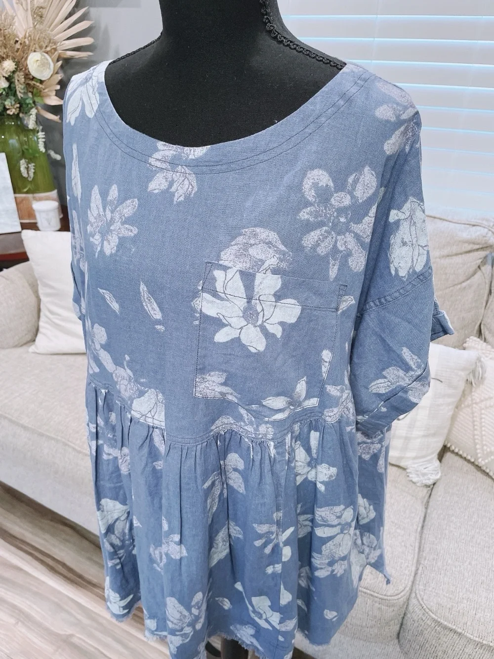 Free People We the Free Moon City Printed T Shirt Size Medium