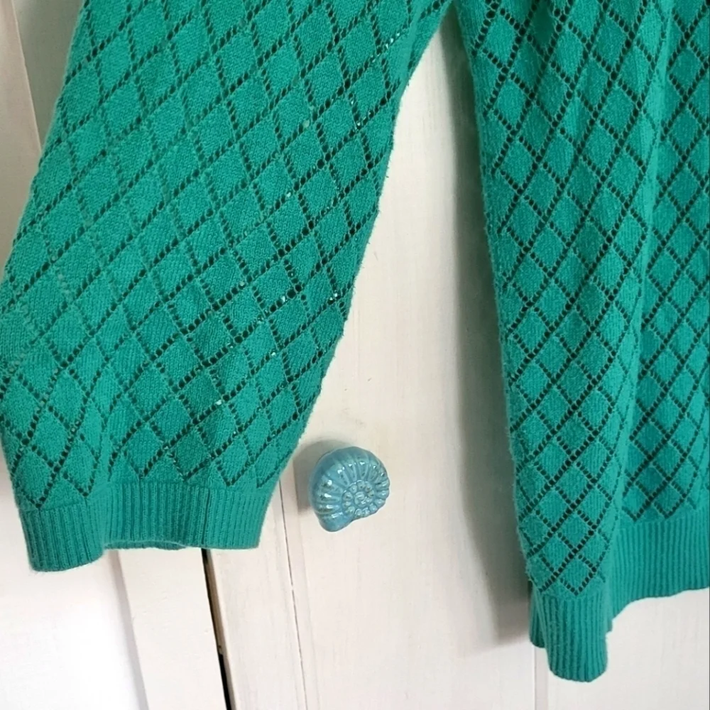 Loft Fine Knit Scoop Next Botton Down Cardigan