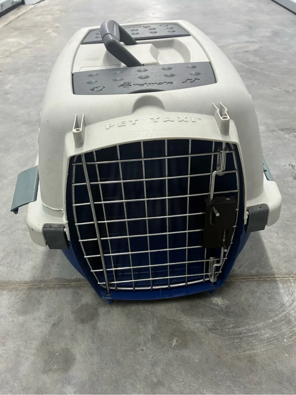 Pet Taxi Airline-Style Pet Carrier in Blue and Light Gray