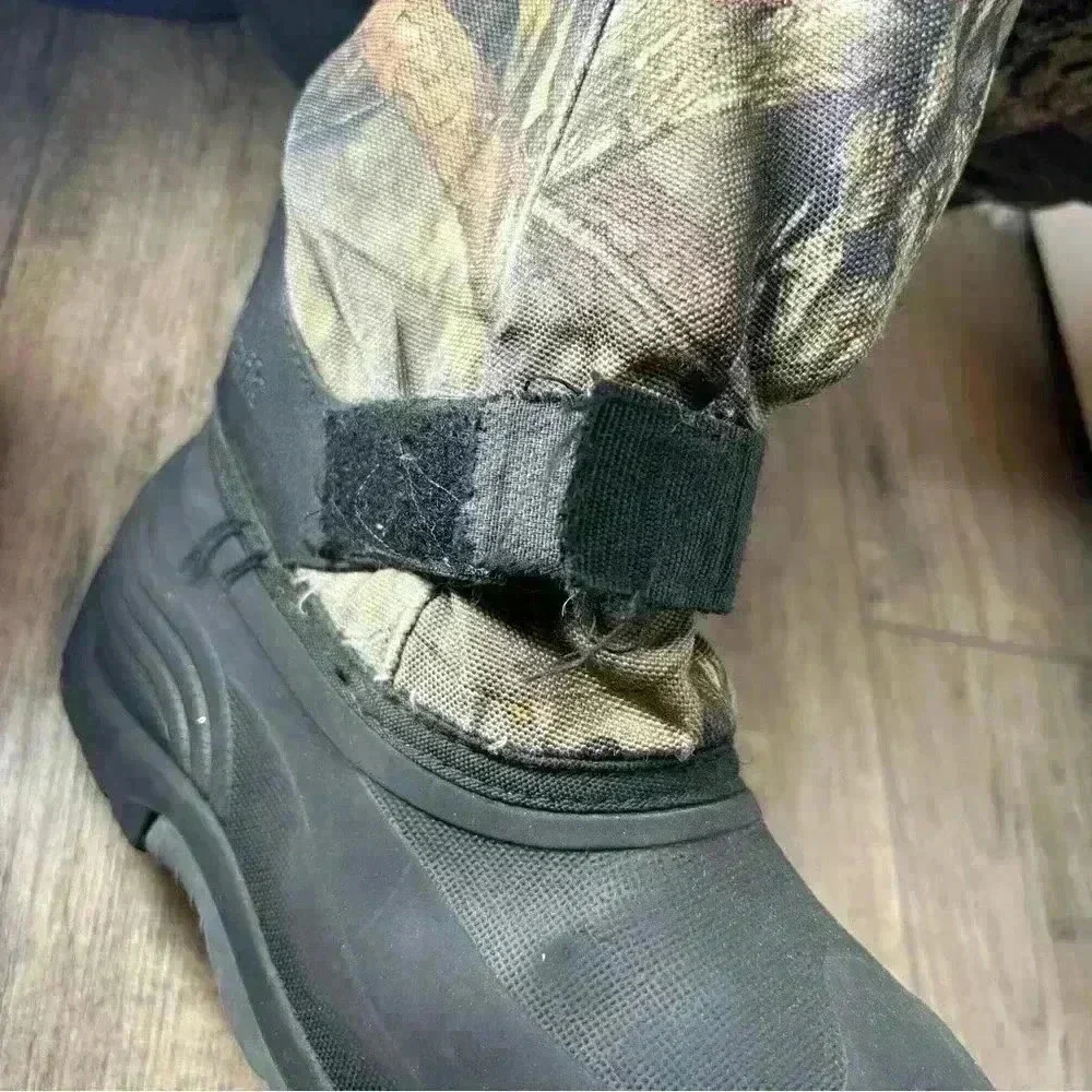 Kamik velcro right