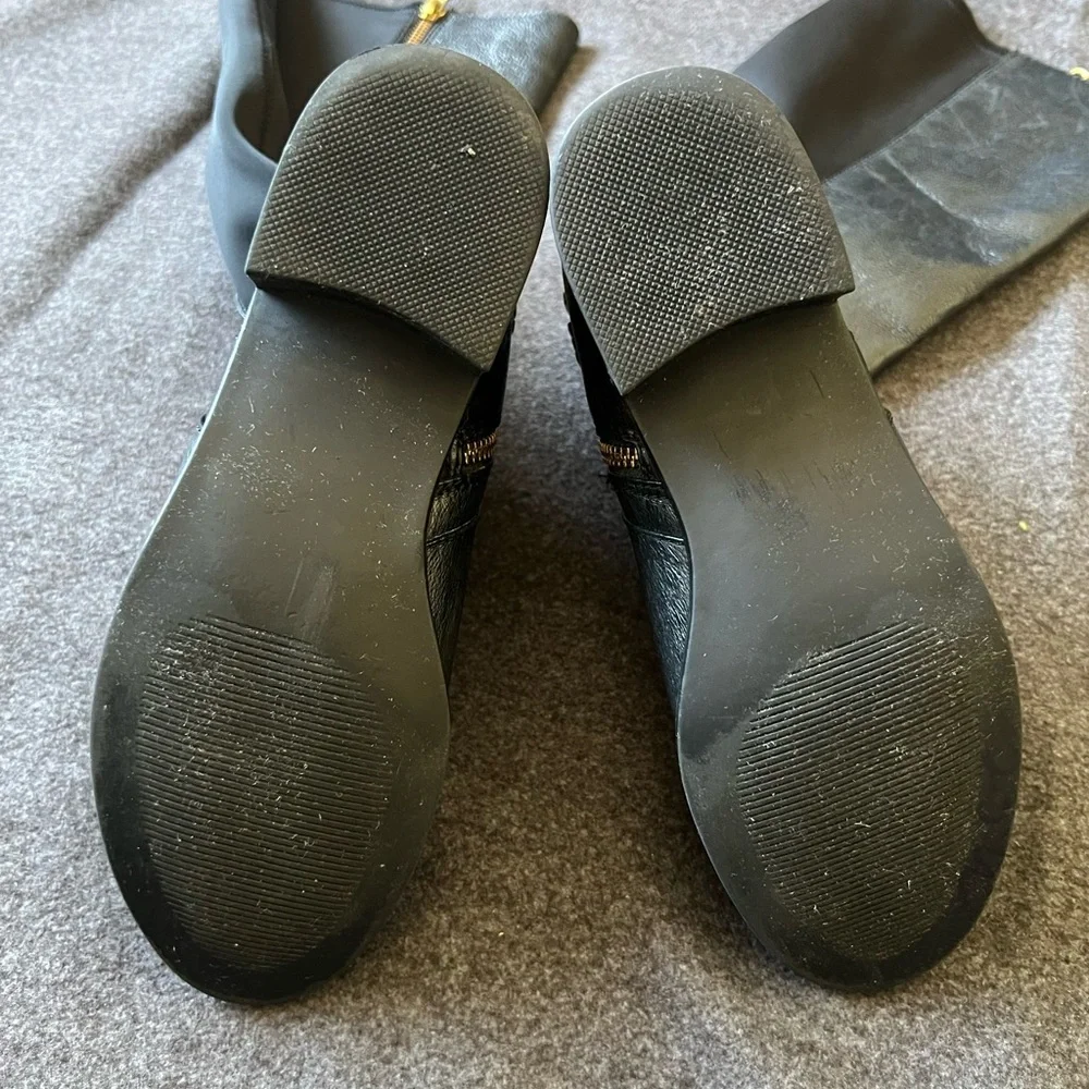 Steve Madden leather front