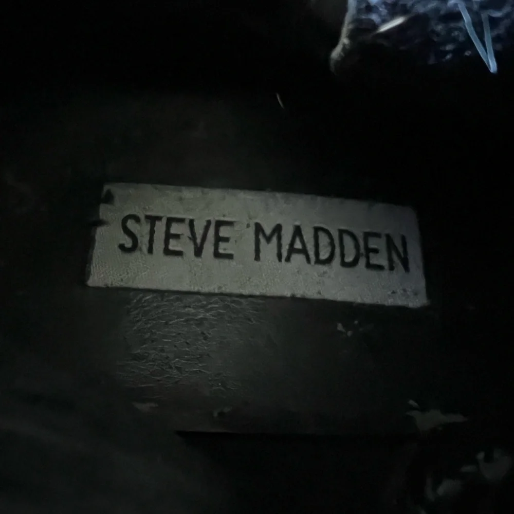 Steve Madden leather front
