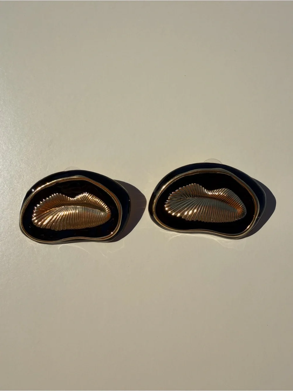 Gold and Black Lip Motif Statement Earrings - Women Jewelry