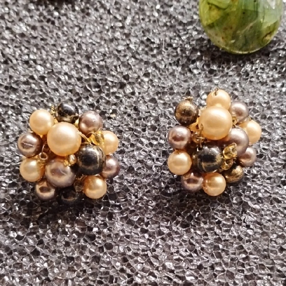 N/A vintage pair