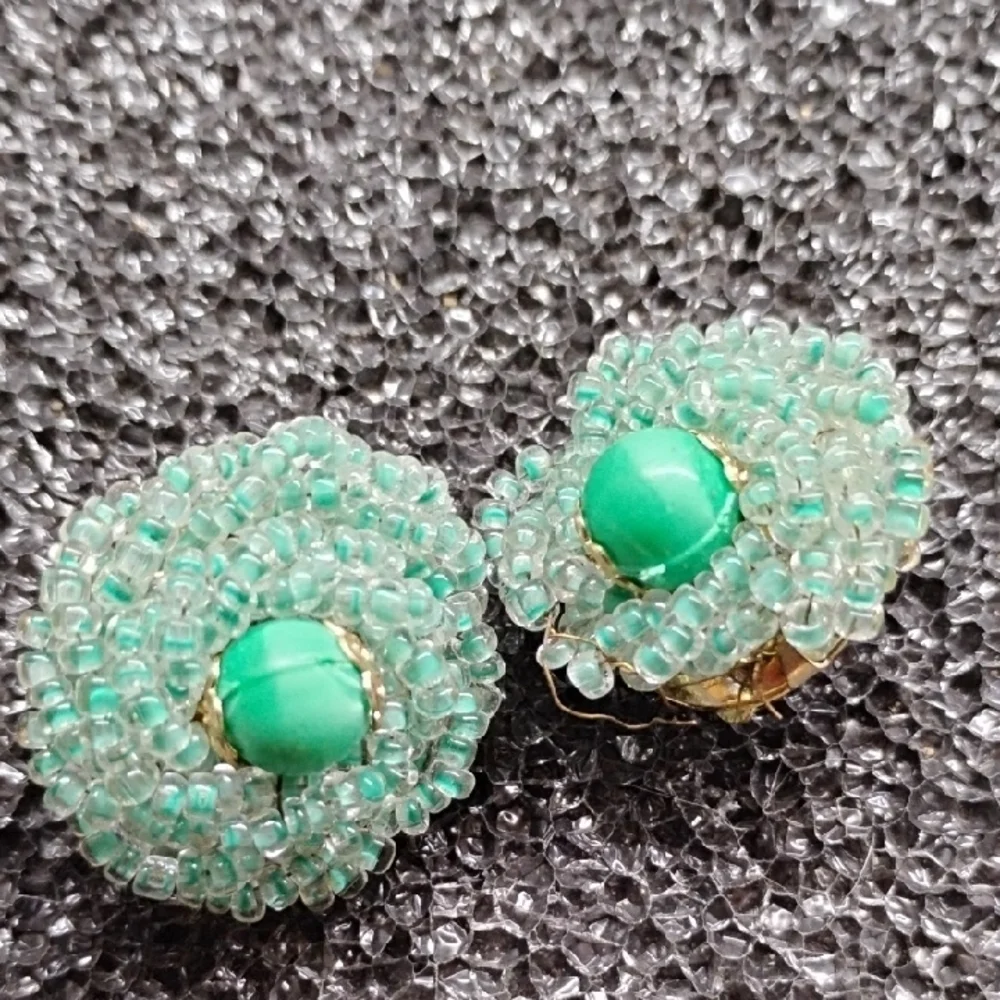 N/A vintage pair