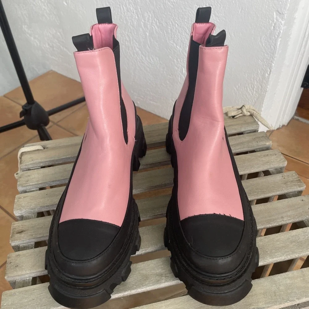 Portland Boot Company Womens 10 Mudguard Chelsea Bootie Lug Platform Sole Pink