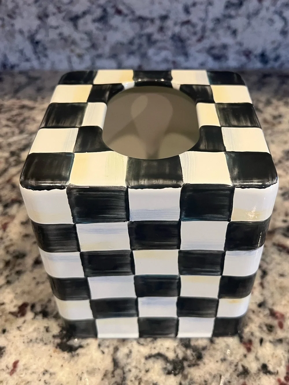 Mackenzie-Childs Courtly Check Boutique Tissue Box Cover. Like New!